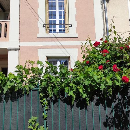 Maison Des Peupliers Бонди Екстериор снимка